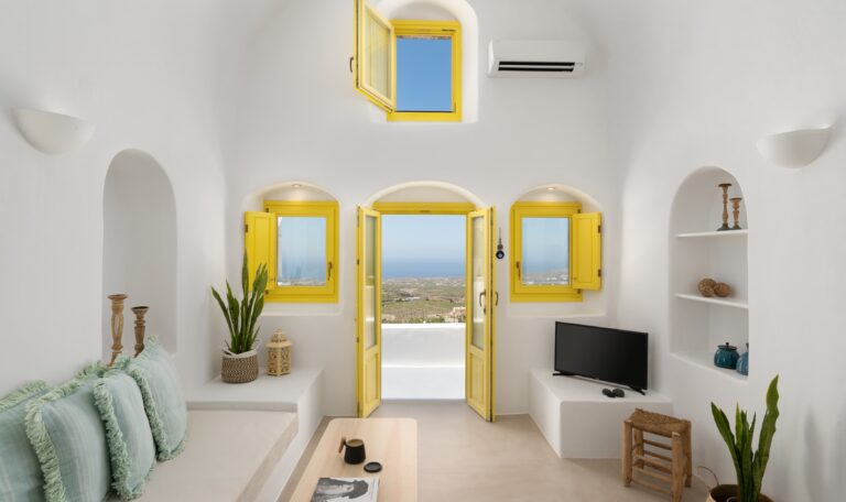valsamo santorini suites