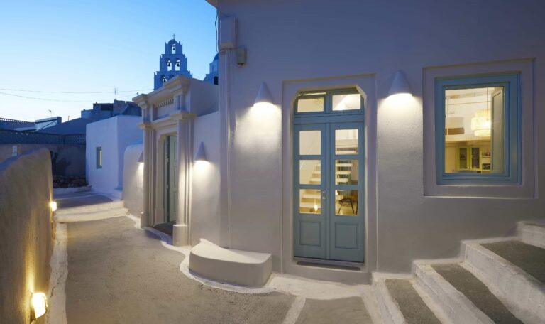 valsamo santorini suites