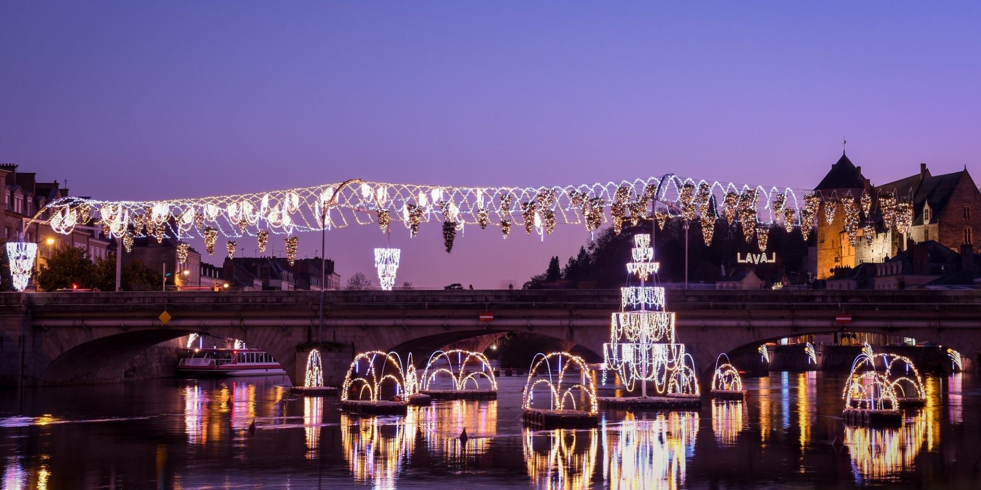 laval illuminations noel