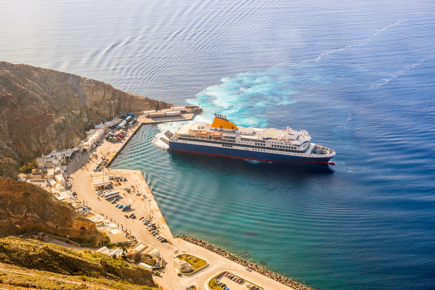 Ferries à Santorin