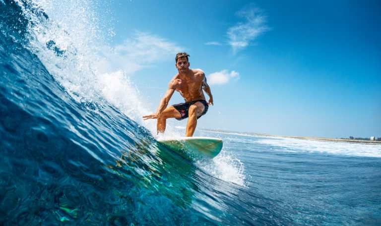 Le surf aux Maldives