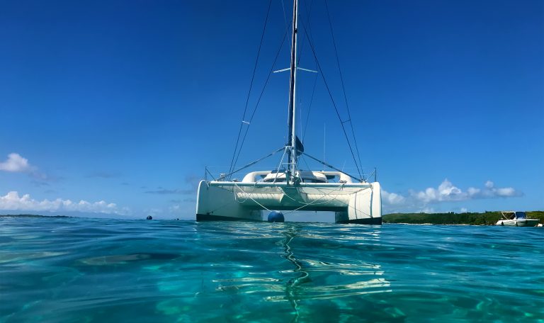 Faire du catamaran en Guadeloupe