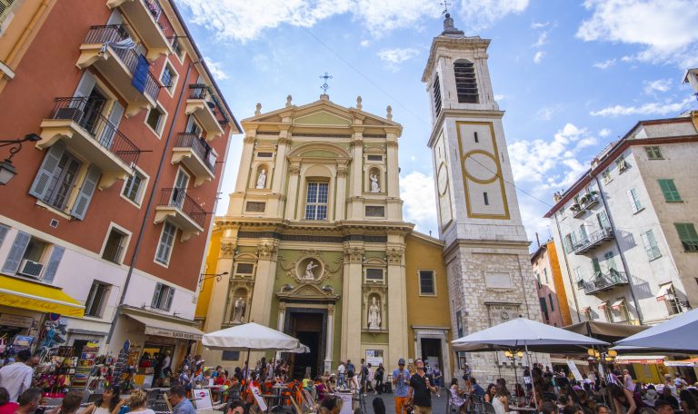 Les églises à Nice