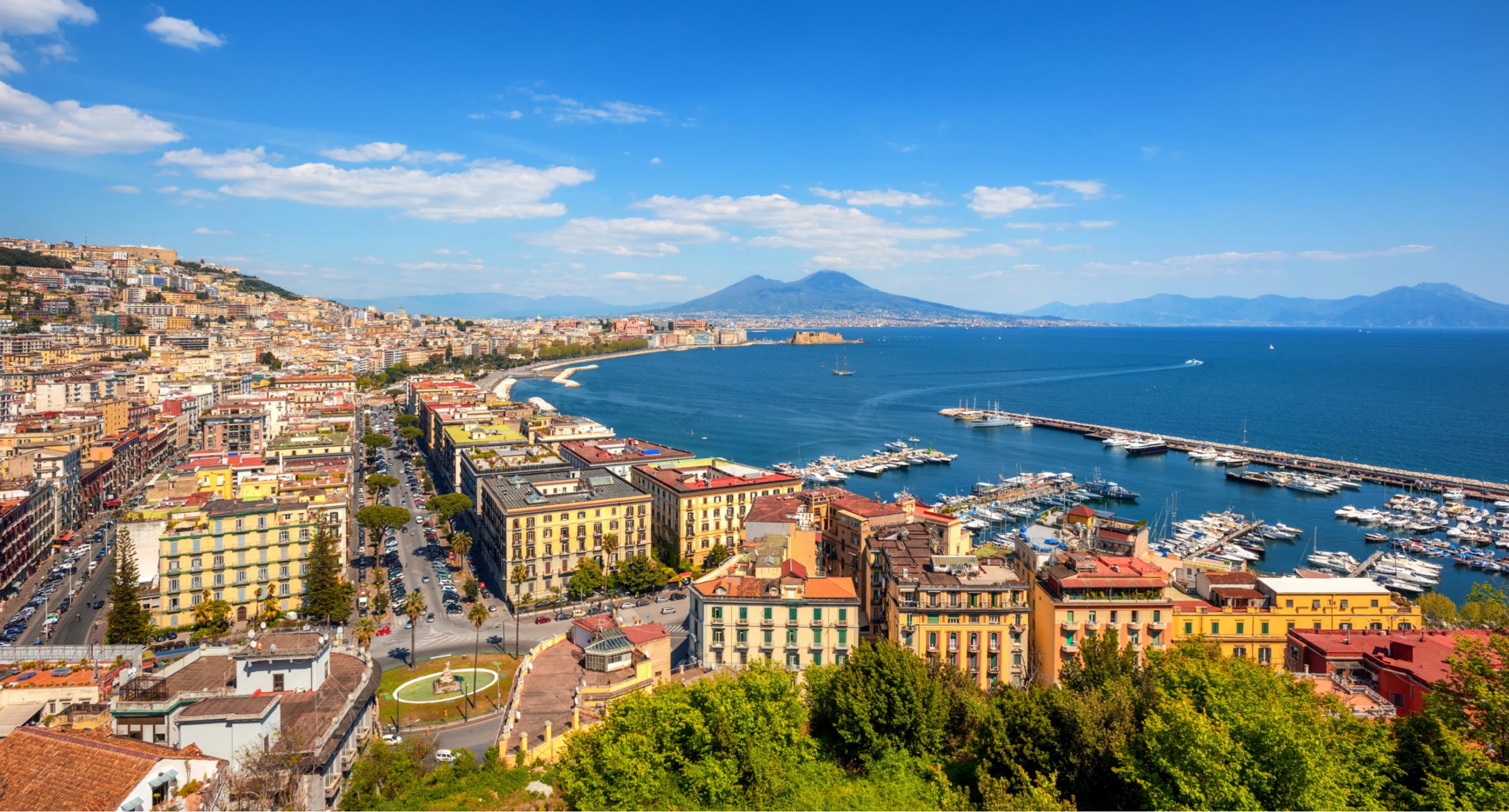 Naples et la mer