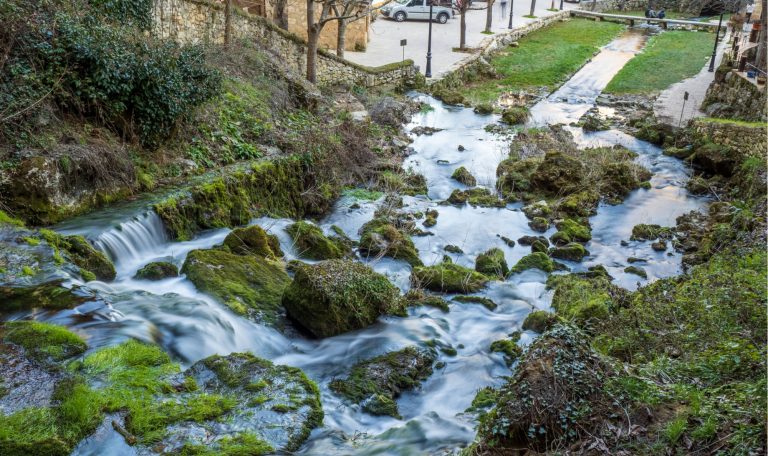 Ou aller à Orbaneja del castillo