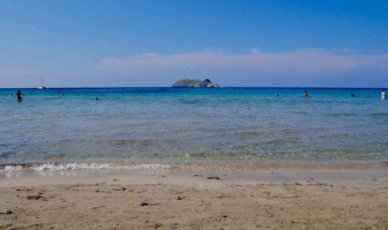 Plage de Barcaggio