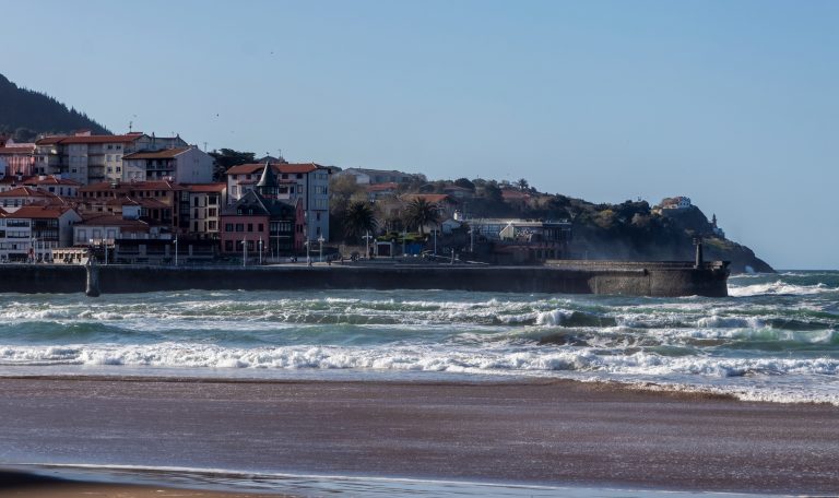 La plage du port à Bilbao