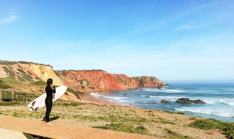 Faire du Surf en Algarve