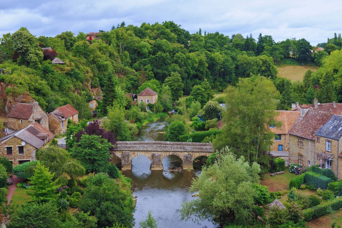 Saint-Céneri-le-Gérei