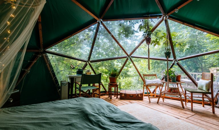 Dormir dans une cabane bulle