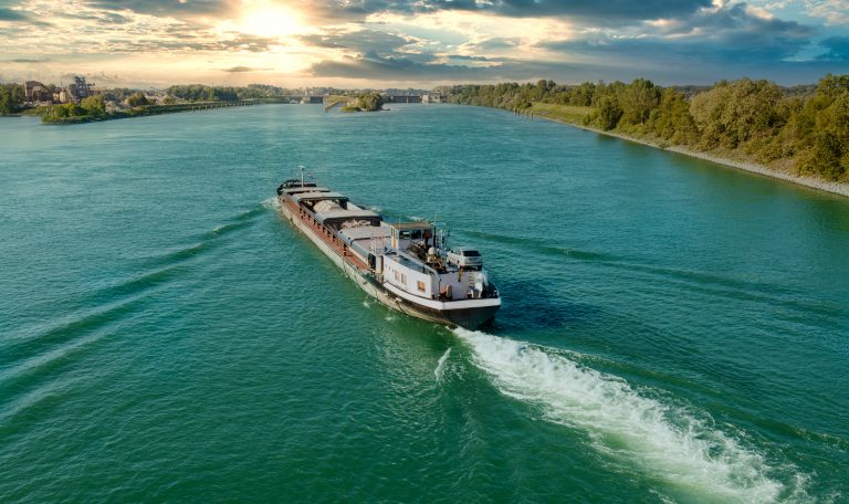 Dormir sur une péniche en Occitanie