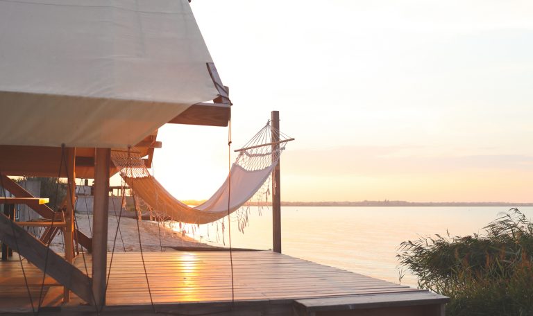 Dormir dans une yourte avec vue sur la mer