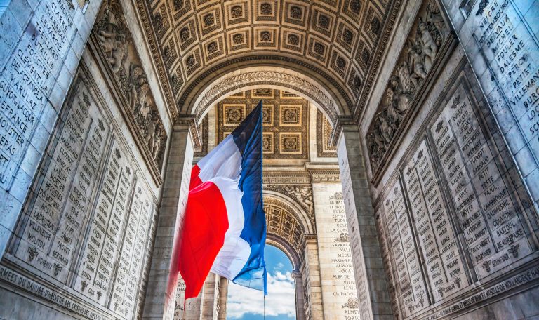 Aller voir l'arc de triomphe