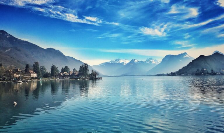 Aller à Annecy à Noel