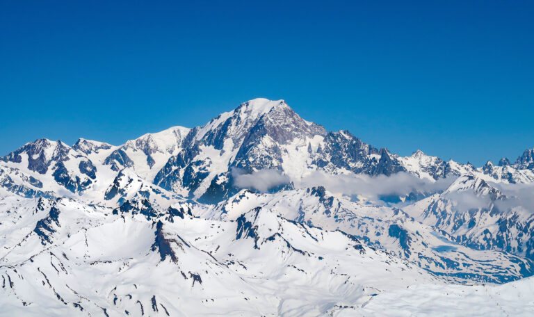 Station de ski Chamonix dans les Alpes