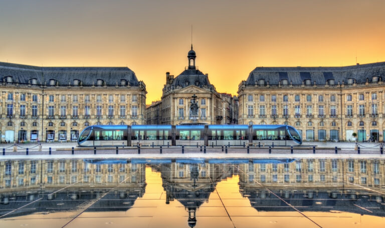 Palais de la bourse à bordeaux