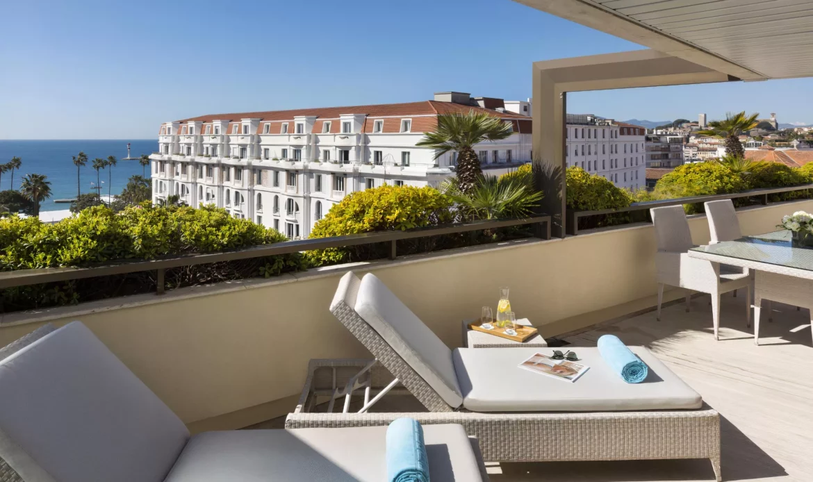 Hôtel Barrière Le Gray d'Albion Cannes 4*