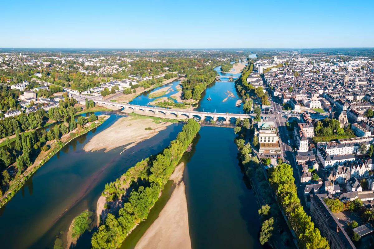 Pont à Tours 