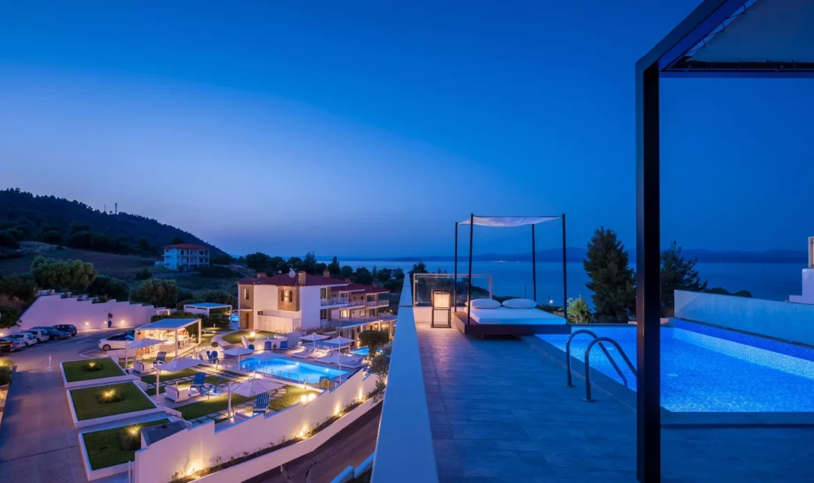 Villa D'Oro - Luxury Villas & Suites