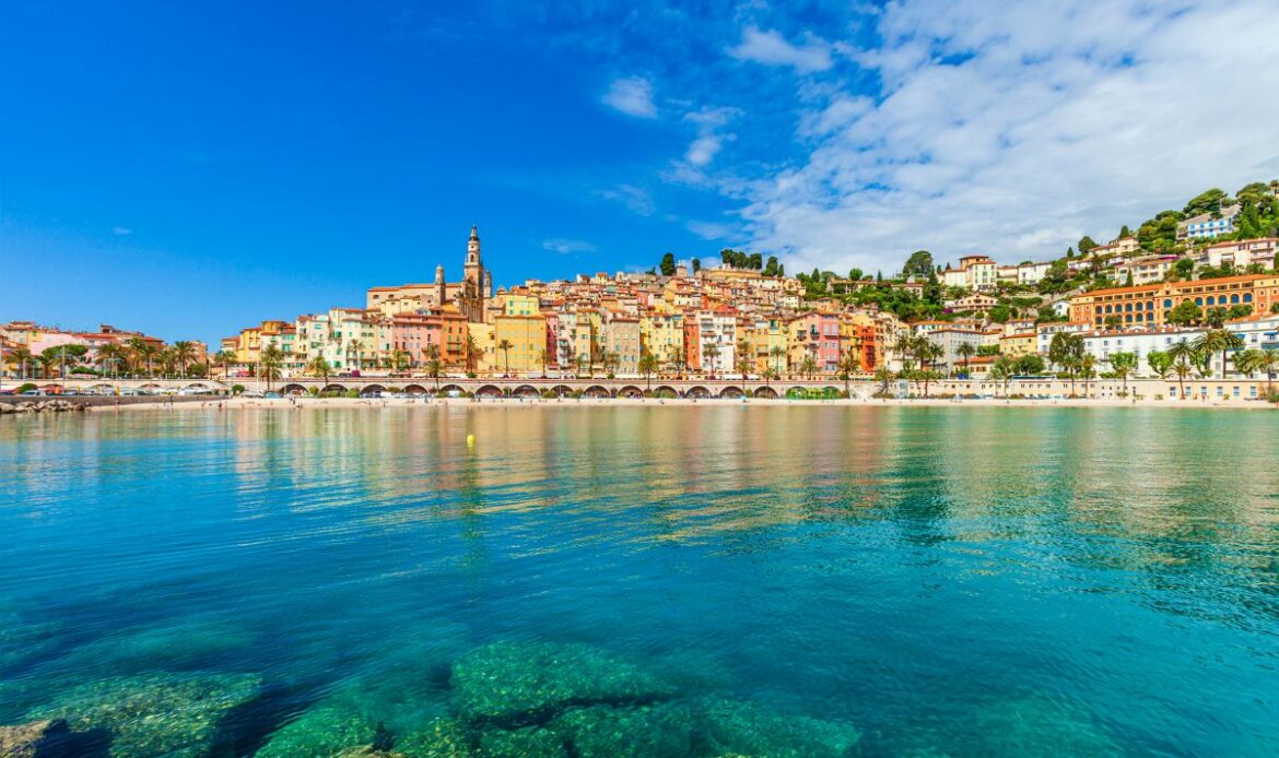 cote d'azur au mois de Mai