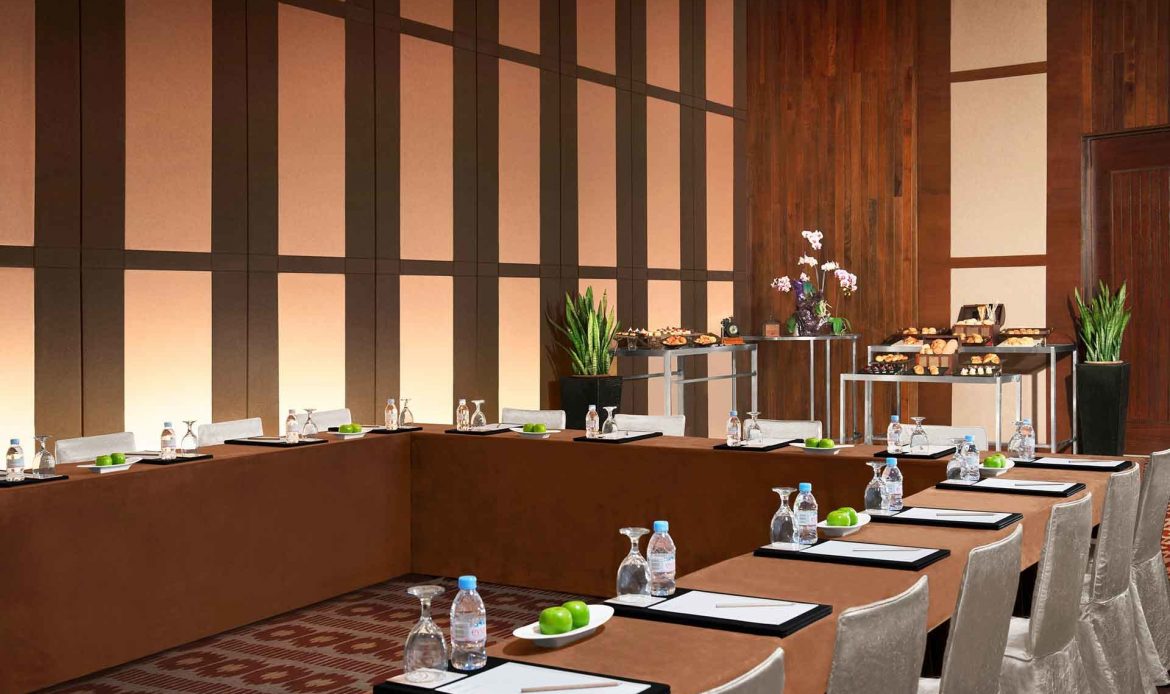 Avani Sepang Goldcoast Resort 5*