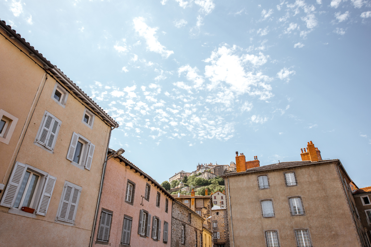 village-autour-clermont-ferrand