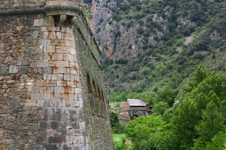 Top 7 des plus beaux villages autour du Lac de Pareloup - Chéri fais