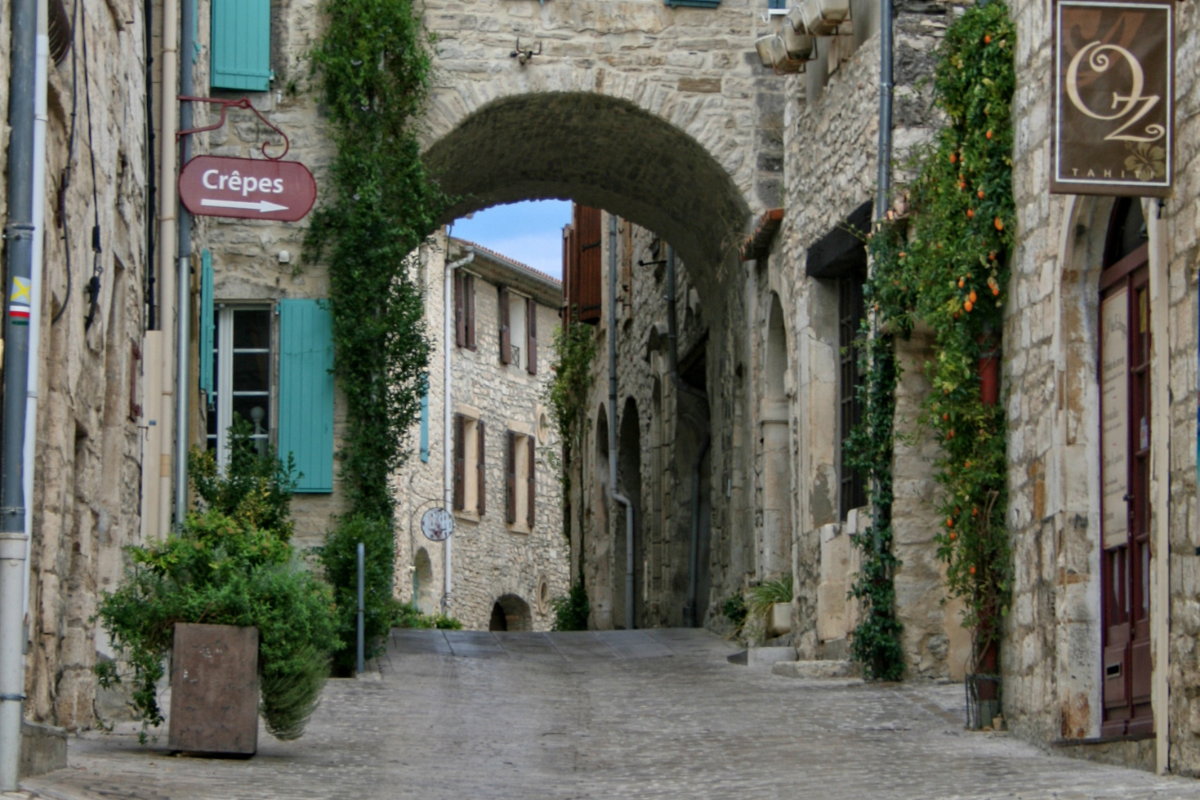 village-autour-vaison-la-romaine