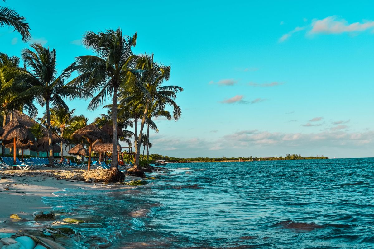 plage sur une île