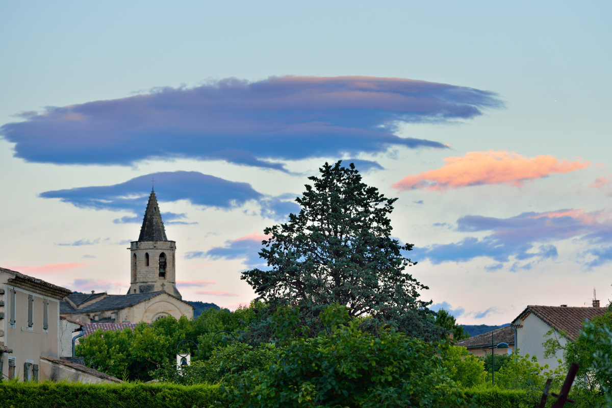 village-autour-mont-ventoux