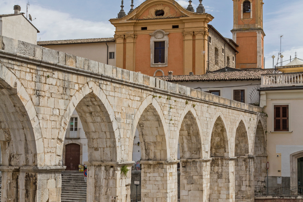 village-abruzzes-italie