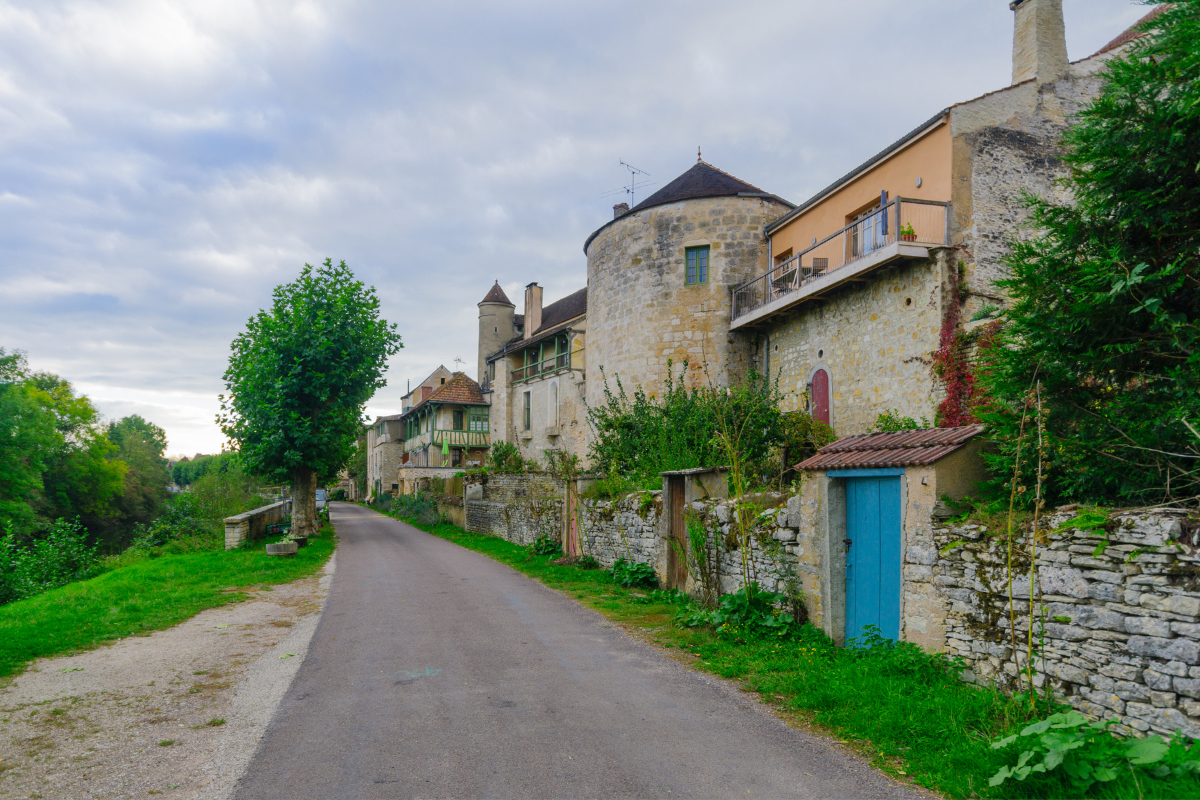 village-autour-auxerre