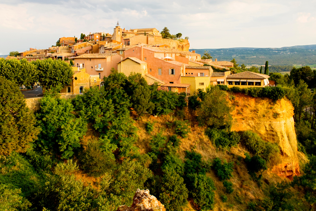 village-autour-avignon