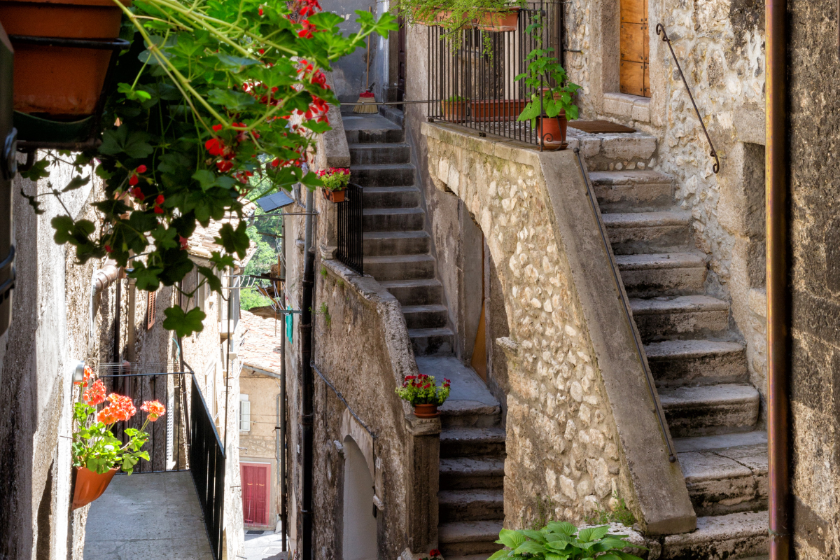 village-abruzzes-italie