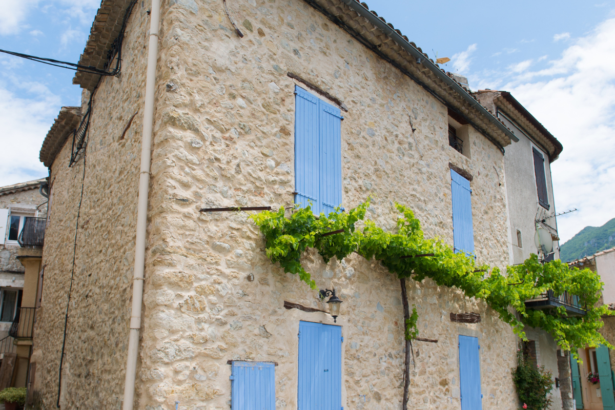 beau-village-vallee-ossau