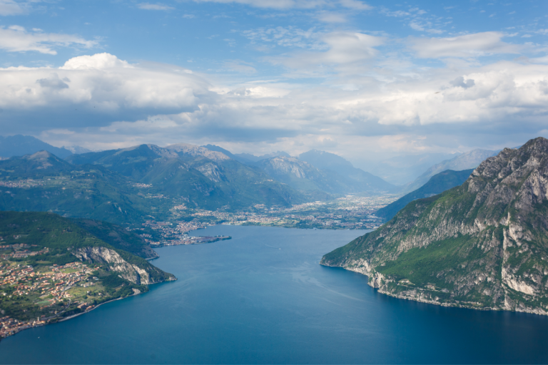 lac-iseo-italie-village