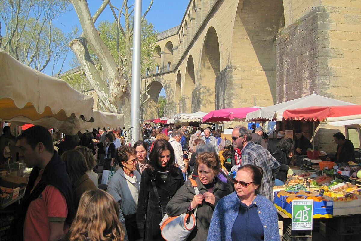 marché des Arceaux