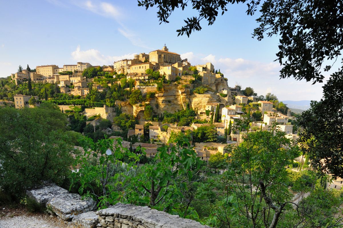 Gordes village perché