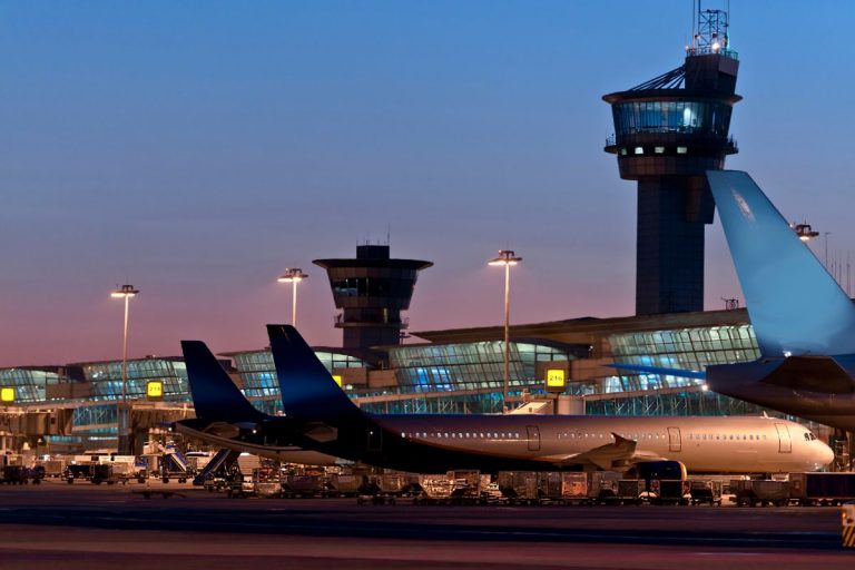 plus grand aéroport du monde