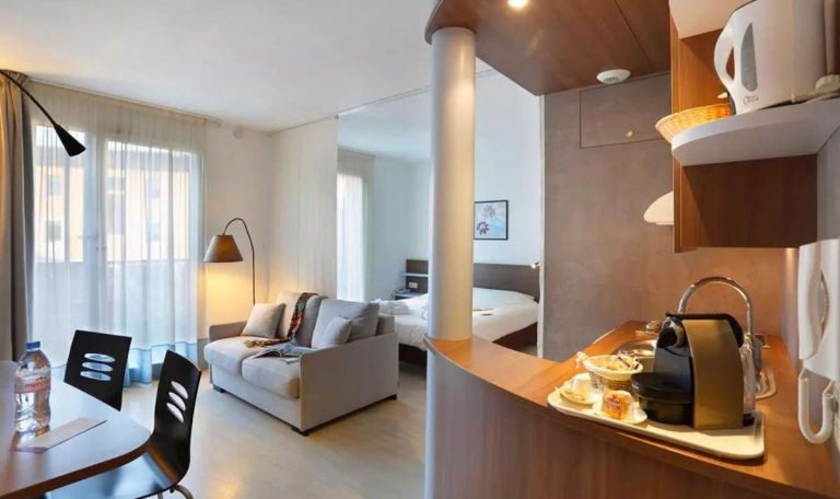 Suite Home Apt Luberon 4*