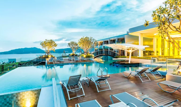 The Crest Resort & Pool Villas 5*