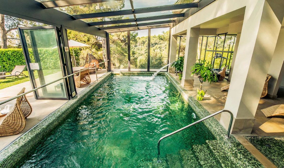 Hôtel Spa & Restaurant Cantemerle 4*