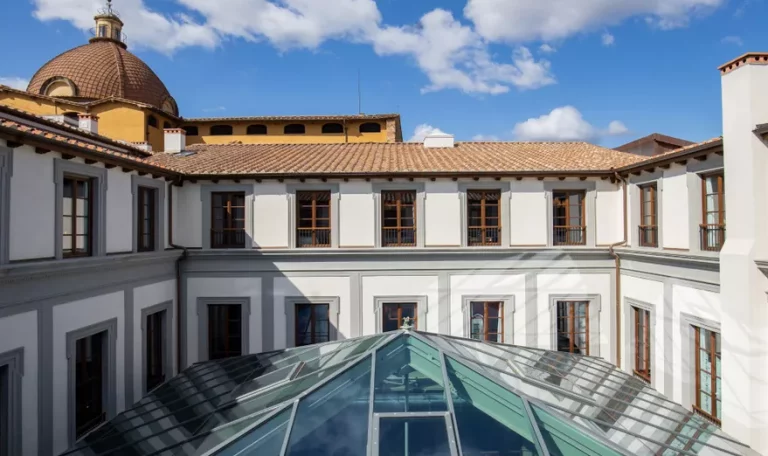 25hours Hôtel Florence Piazza San Paolino 4*