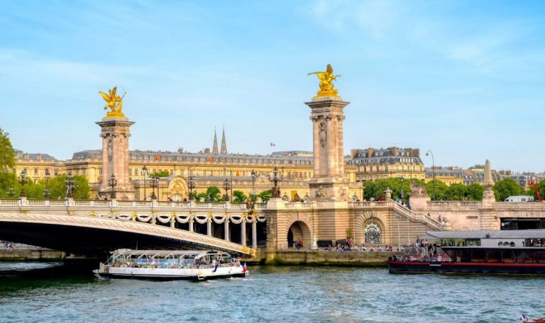 Hôtel OFF Paris Seine 4*