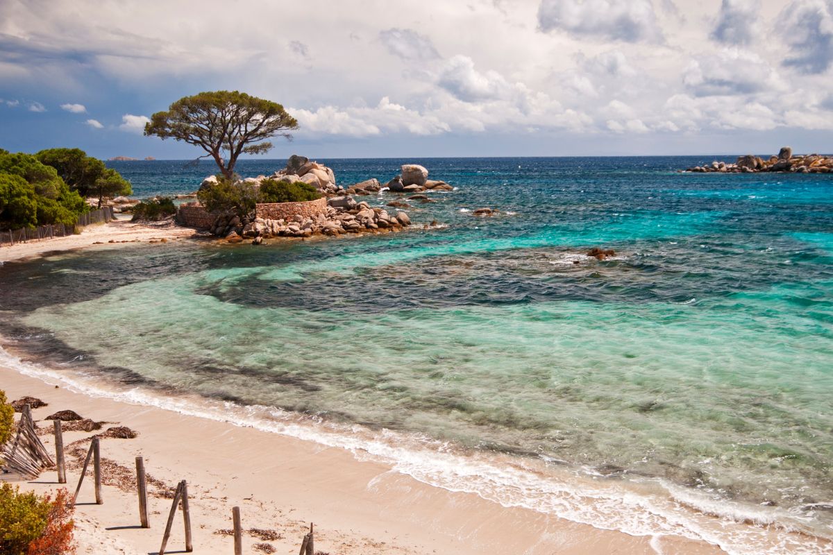 Hôtel pieds dans l'eau en Corse