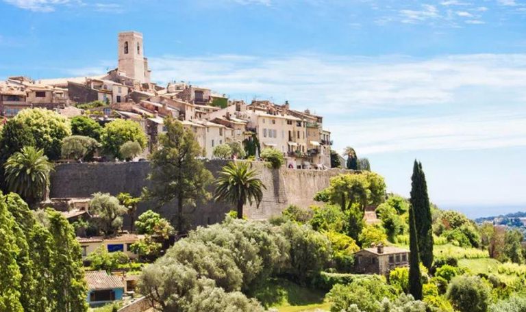 Toile Blanche à Saint-Paul-de-Vence