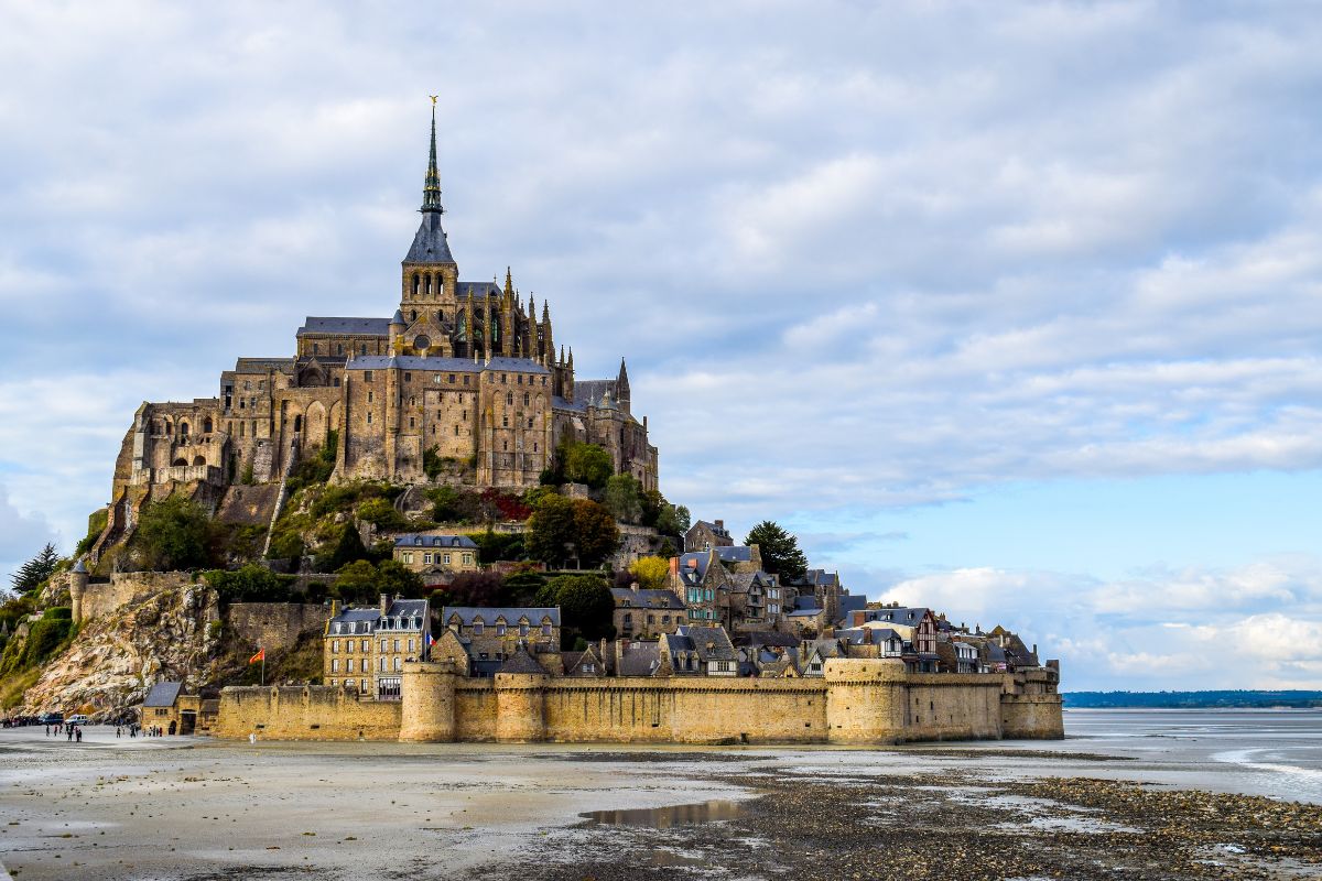 comment se rendre au mont saint michel