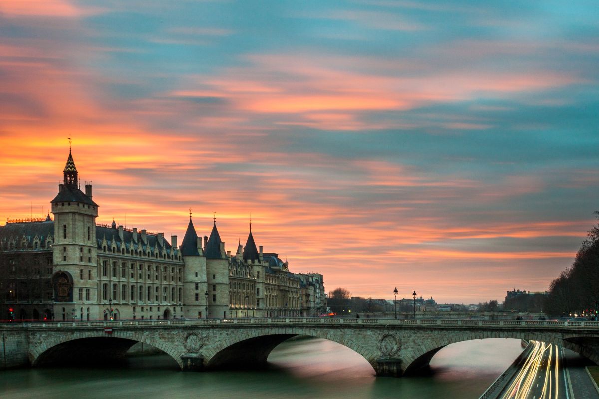 ou se baigner dans la scene a paris