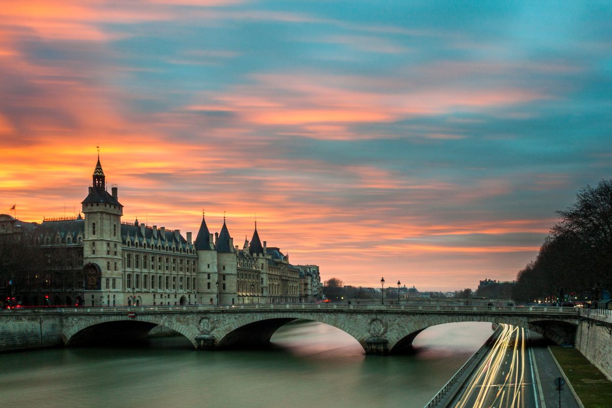 Dormir dans une péniche à Paris