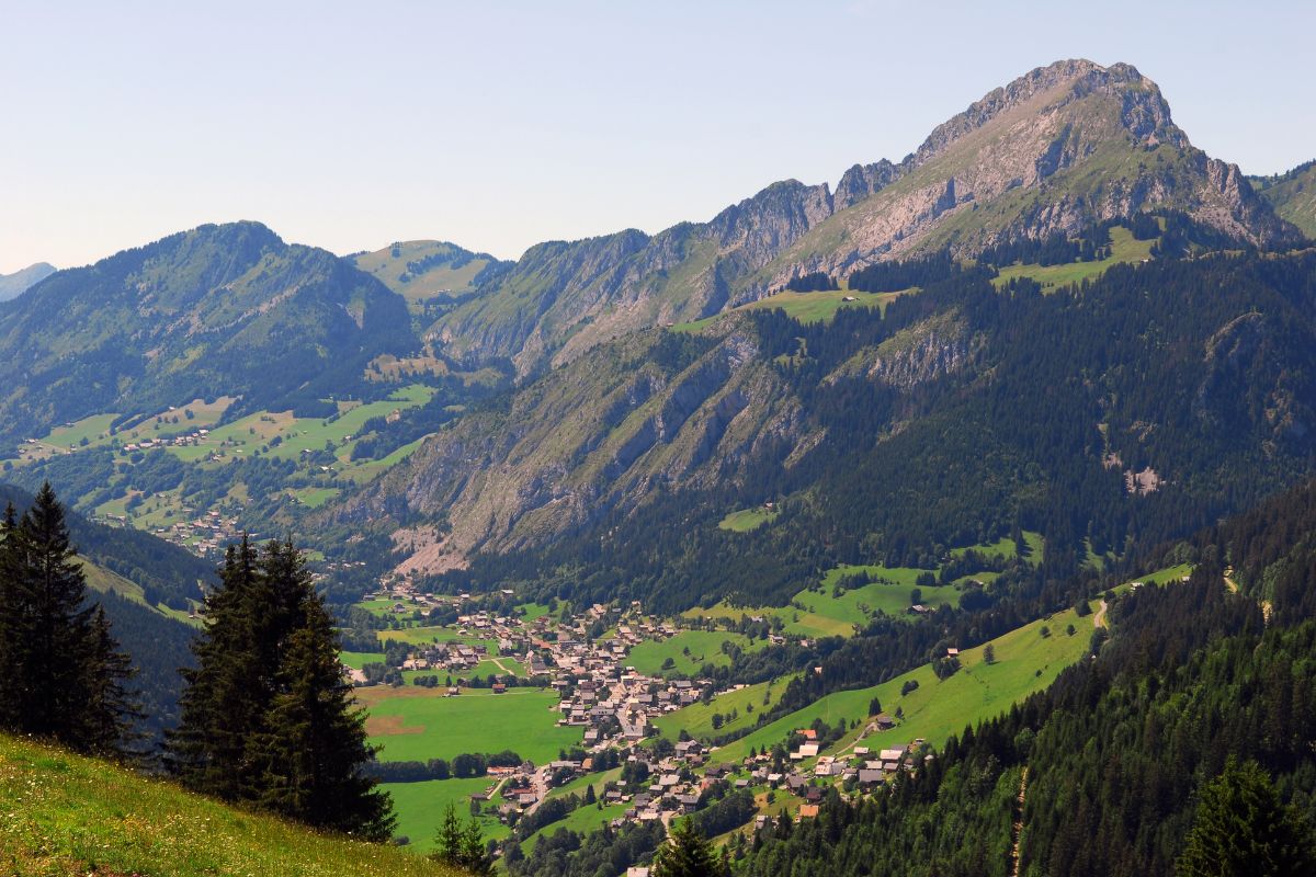 Plus beaux villages de savoir à voir l'été